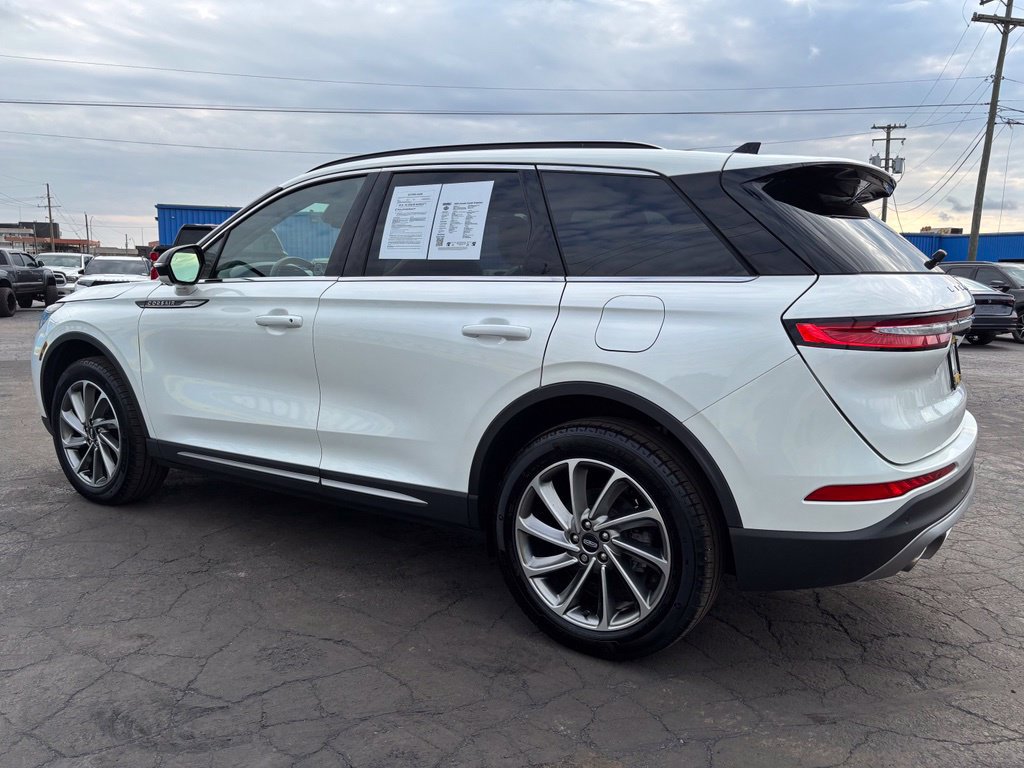 Used 2025 Lincoln Corsair AWD w/ Equipment Group 101A image 8
