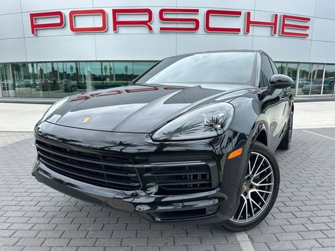 Certified 2023 Porsche Cayenne S AWD/4WD image 1