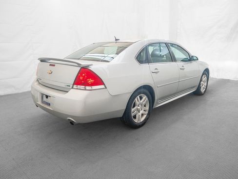 Used 2013 Chevrolet Impala LT w/ LT Sunroof Package image 5
