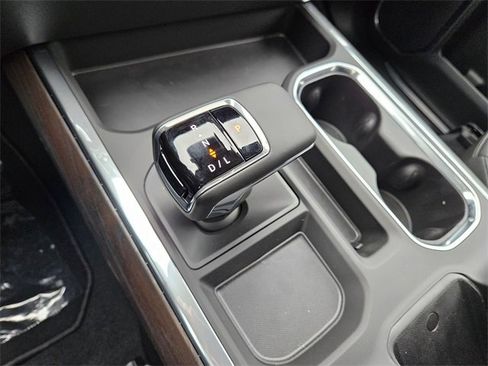 New 2025 GMC Sierra 1500 SLT w/ SLT Premium Plus Package image 28