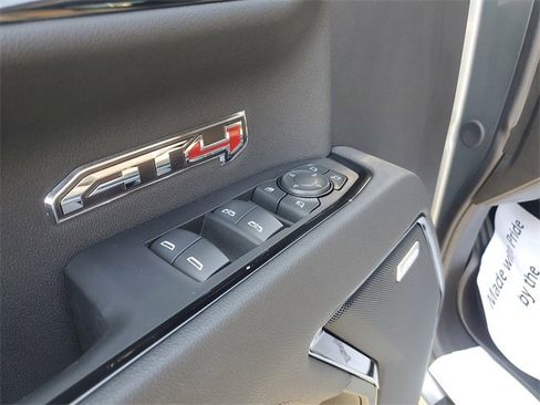 New 2025 GMC Sierra 1500 AT4 w/ Technology Package image 17