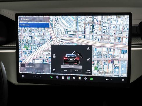Used 2024 Tesla Model X Plaid AWD/4WD image 15