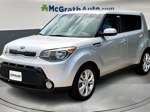 Used 2016 Kia Soul + image 3