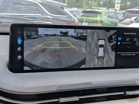 Used 2025 Genesis Electrified GV70 AWD/4WD image 24