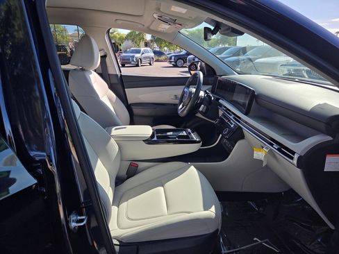 Certified 2025 Hyundai Tucson SEL image 24