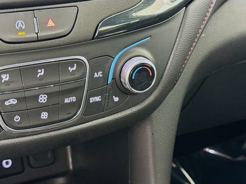 Used 2024 Chevrolet Equinox RS w/ RS Leather Package FWD image 21