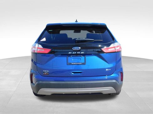 Used 2023 Ford Edge SEL w/ Convenience Package AWD/4WD image 4