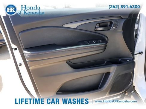 Certified 2025 Honda Ridgeline TrailSport image 21