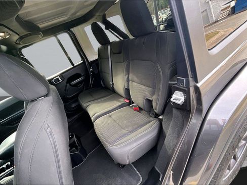 Used 2021 Jeep Wrangler Unlimited Sport image 27