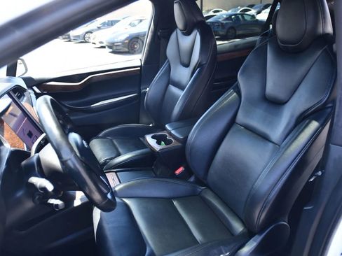 Used 2021 Tesla Model X Long Range AWD/4WD image 9
