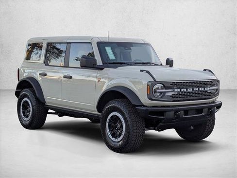 New 2025 Ford Bronco Badlands w/ Sasquatch Package AWD/4WD image 6