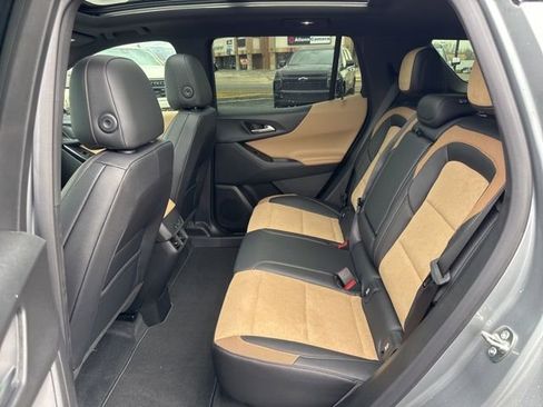 New 2026 Chevrolet Equinox ACTIV w/ Convenience Package III AWD/4WD image 15