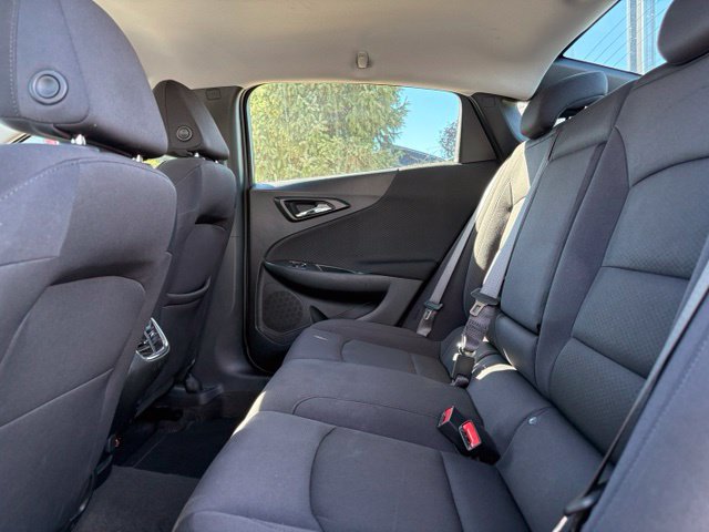 Used 2025 Chevrolet Malibu LT FWD image 7