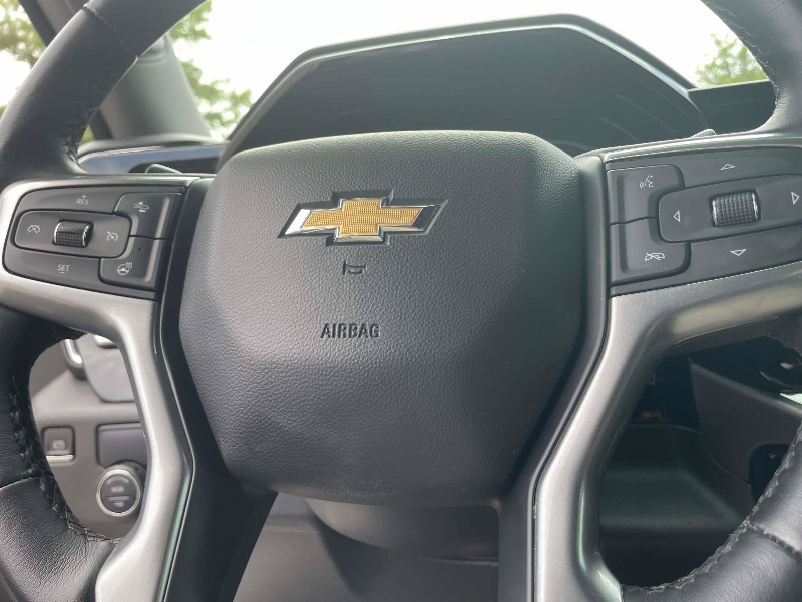 Used 2023 Chevrolet Silverado 1500 LTZ RWD image 18