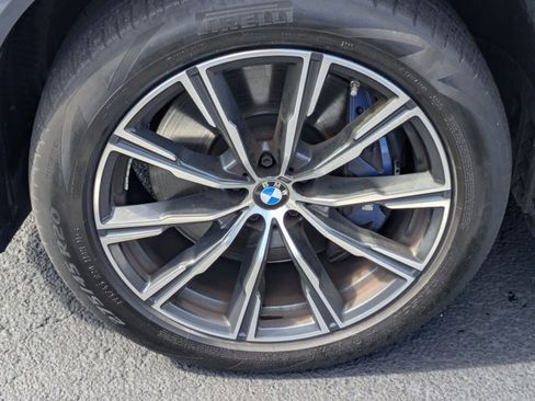 Used 2020 BMW X5 M50i w/ Premium Package AWD/4WD image 25