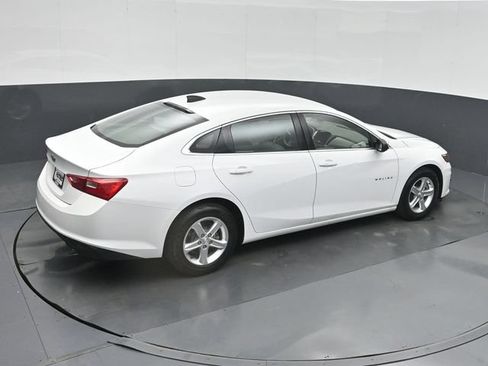 Used 2021 Chevrolet Malibu LS FWD image 39