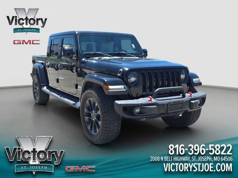 Used 2022 Jeep Gladiator Overland AWD/4WD image 1
