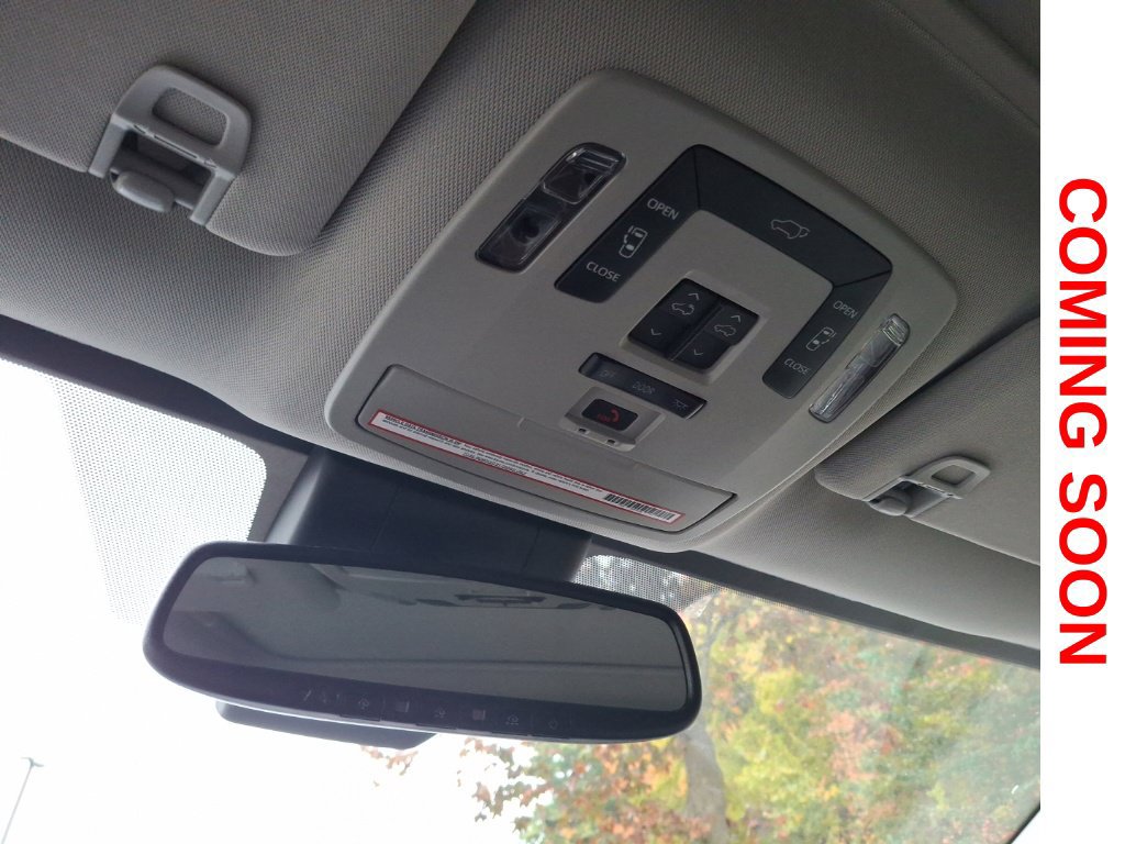 Used 2022 Toyota Sienna XLE FWD image 17
