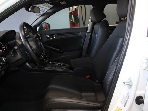 Used 2023 Honda Civic Sport image 13