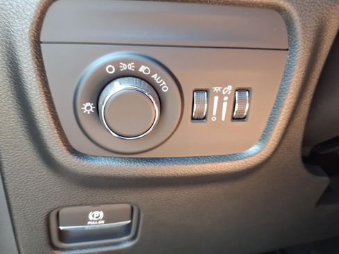 New 2026 Jeep Grand Cherokee L 4WD image 13