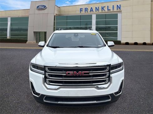 Used 2023 GMC Acadia SLT image 2