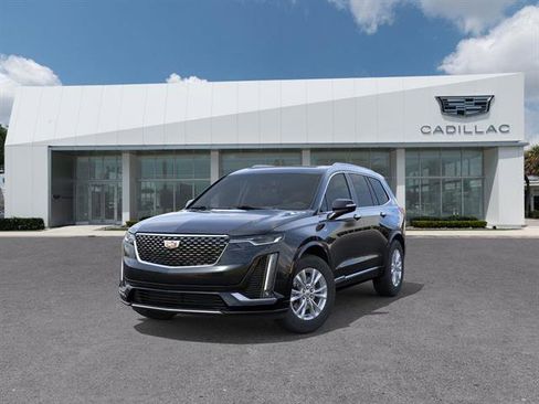 New 2025 Cadillac XT6 Luxury image 8