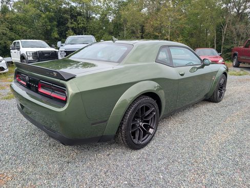 Used 2021 Dodge Challenger R/T Scat Pack RWD image 5