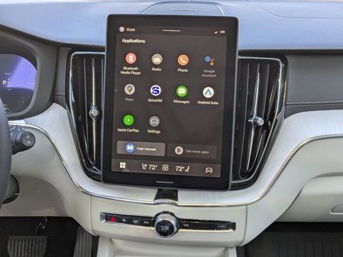 New 2026 Volvo XC60 T8 Ultra w/ Protection Package Premier image 18