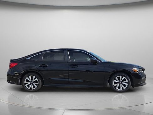 Used 2023 Honda Civic LX image 9