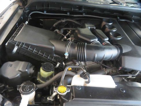 Used 2014 Toyota FJ Cruiser 4WD w/ Upgrade Package image 53