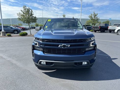 Used 2021 Chevrolet Silverado 1500 RST AWD/4WD image 2