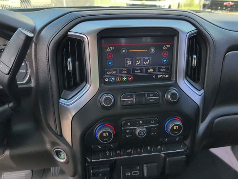 Used 2019 Chevrolet Silverado 1500 LT w/ All-Star Edition AWD/4WD image 17