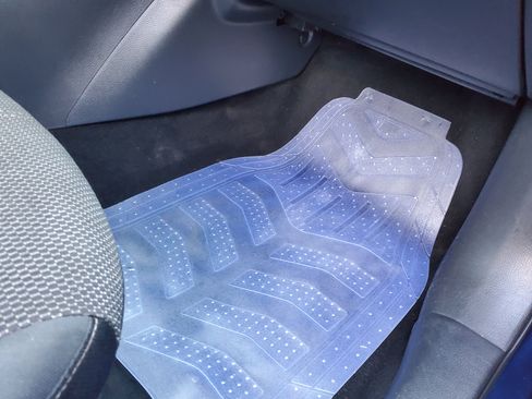 Used 2017 Nissan Sentra S image 21