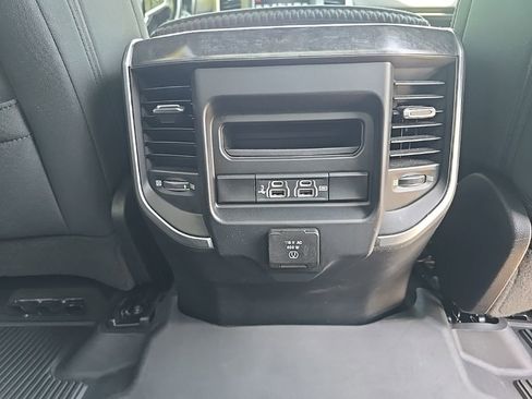 Used 2019 RAM 1500 Big Horn RWD image 39
