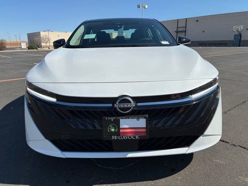 New 2026 Nissan Sentra SR w/ SR Premium Package image 9