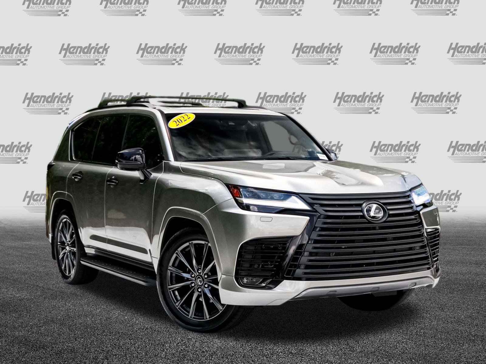 Used 2022 Lexus LX 600 4WD w/ Appearance Package image 2