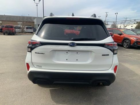 Certified 2025 Subaru Forester Premium image 6