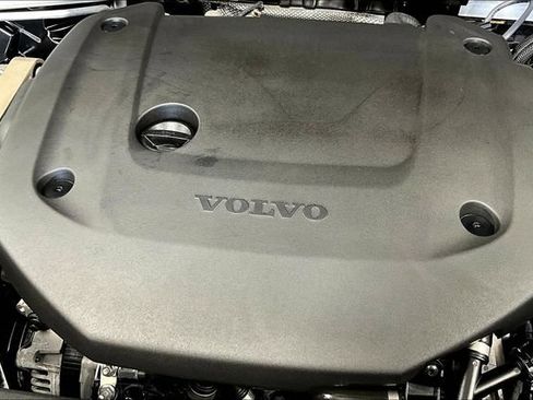 Used 2023 Volvo XC90 B6 Ultimate w/ Protection Package Premier image 31