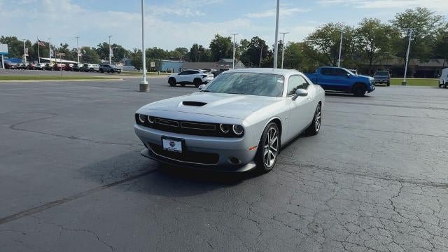 Used 2023 Dodge Challenger R/T RWD image 3