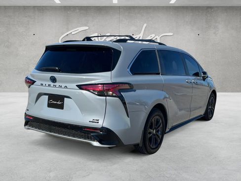Used 2024 Toyota Sienna XSE image 16
