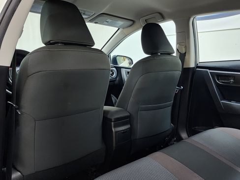 Used 2017 Toyota Corolla LE FWD image 15