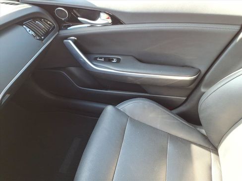 Used 2019 Kia Stinger RWD image 34
