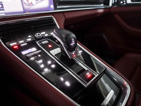 Certified 2023 Porsche Panamera GTS image 15