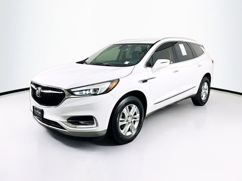 Used 2020 Buick Enclave Essence FWD image 3