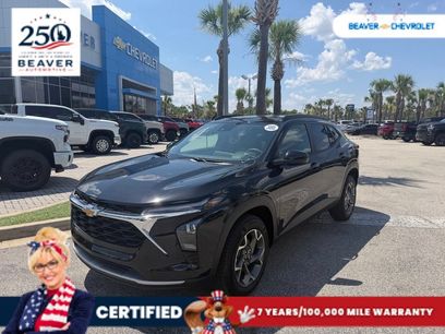 Used 2025 Chevrolet Trax LT