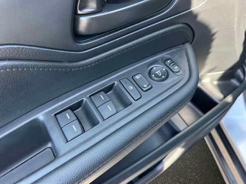 Used 2025 Honda Odyssey EX-L image 16