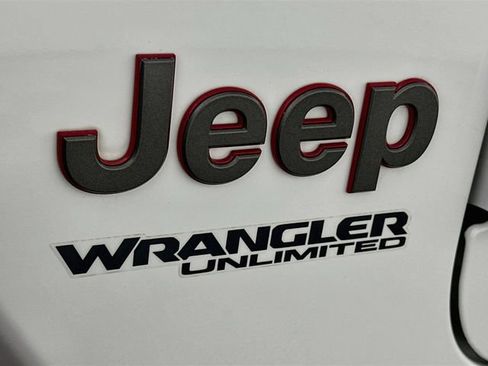 Used 2020 Jeep Wrangler Unlimited Rubicon w/ Quick Order Package 28Y Recon AWD/4WD image 26