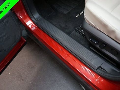 Used 2022 Nissan Rogue SV w/ SV Premium Package image 29