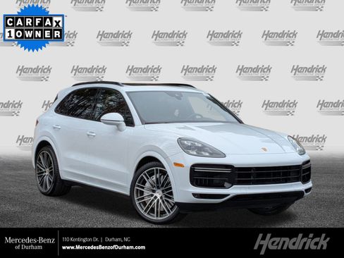 Used 2021 Porsche Cayenne Turbo image 1
