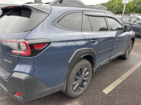 Used 2025 Subaru Outback Onyx Edition AWD/4WD image 5